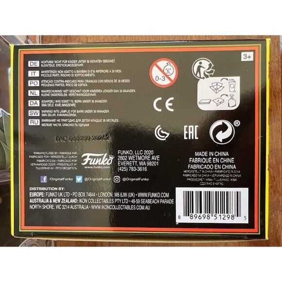 Funko Pop Marvel Carnage Blacklight Funko Shop Exclusive In Hand + Protector - Picture 7 of 7